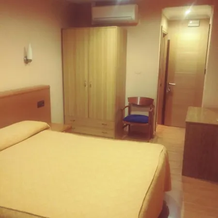 Hotel Orly *